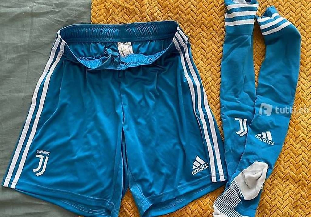 Maillots de corps & Pantalons: Juventus – D'occasion à Dottikon par francesco014 3