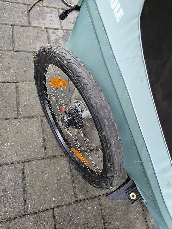 Thule Anhänger: Thule Coaster XT Veloanhänger & Buggy  CHF 150.- VB – Gebraucht aus Münchenbuchsee von Ciaro4 4