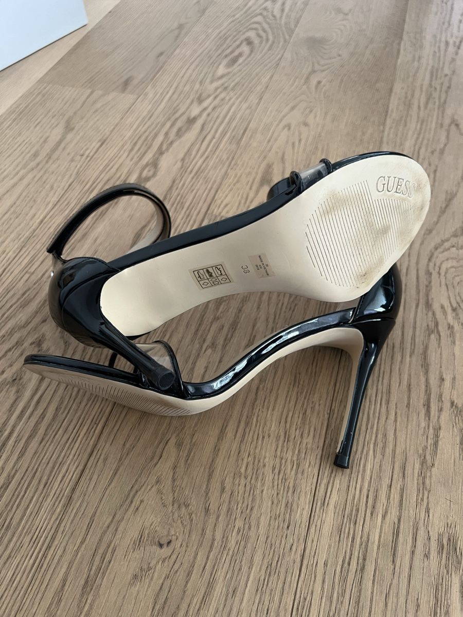 Guess Damenschuhe: Guess High Heels Gr. 38 Schwarz Lack Leder – Gebraucht aus Düdingen von Joeymoey 6