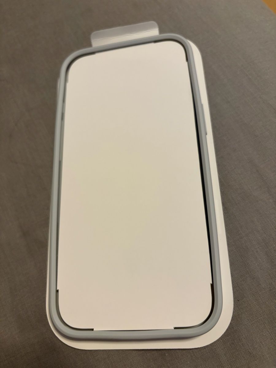 Apple Cover & Protezioni schermo: Apple Iphone Air Bumper Light Grey – Nuovo (secondo la descrizione) da Dottikon venduto da rentosio 2
