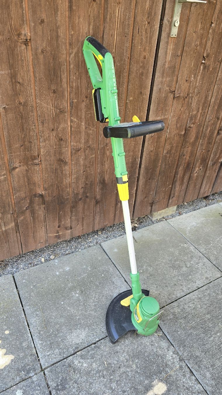 Tagliaerba: Okay Trimmer – Usato da Wallenwil venduto da Alain2010