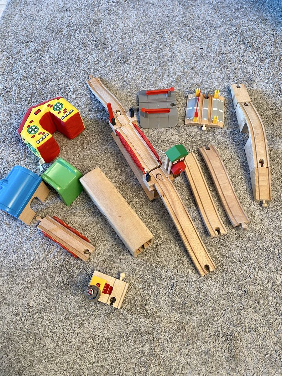 Brio Giocattoli: Grosses Brio Bahn Set – Usato da Weisslingen venduto da MirandaX 4