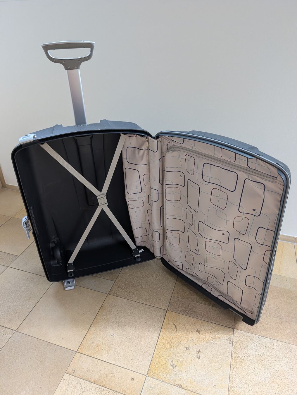 Samsonite Valigie: XL Samsonite Hartschalenkoffer – Usato da Ettingen venduto da Chrisdots 3