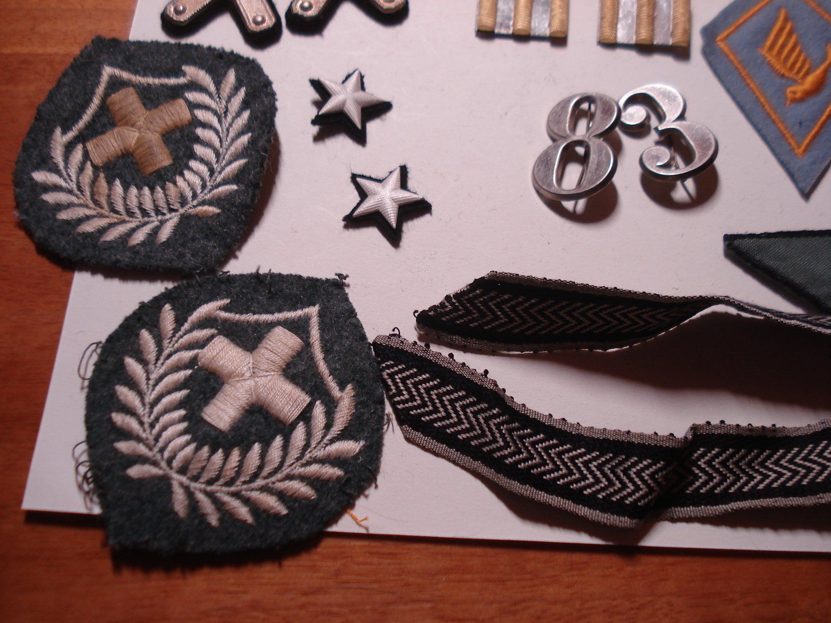 Schweizer Armee Placchette & Badge: Lot alte Schweizer Abzeichen Militär – Usato da Niederwil AG venduto da morostahu 2