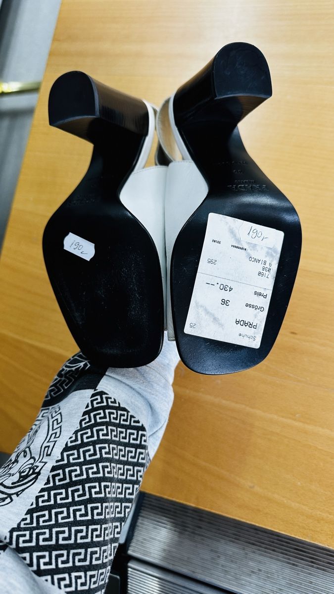 Scarpe da donna: Prada Schuhe – Nuovo (secondo la descrizione) da Lachen SZ venduto da HelvetiaLuxury 8