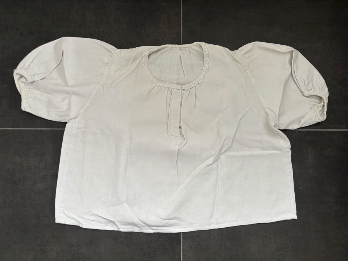 Camicette: Antike Trachtenbluse mit Puffärmeln, Vintage Stil – Usato da Termen venduto da rowi13 2