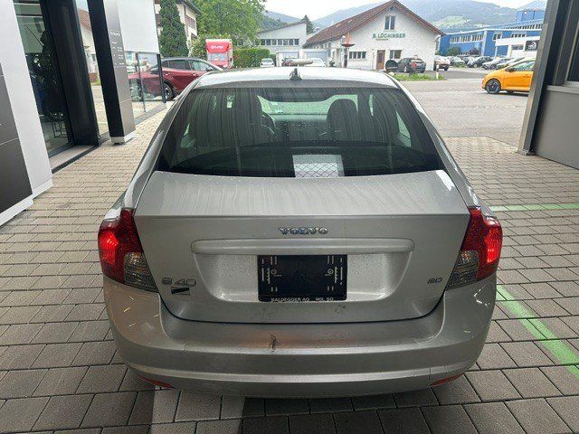 Volvo Automobili: Volvo S 40 2.0 Momentum – Usato da Oberriet SG venduto da jeepv8 2