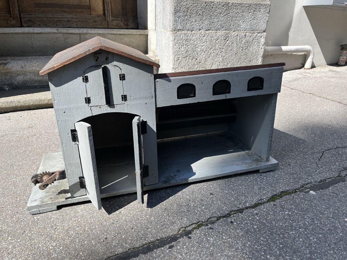 Giocattoli: Alter Kuhstall/Kinderspielzeug – Usato da St. Gallen venduto da katercarlos 8
