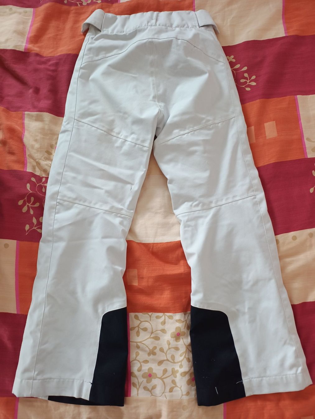 Sci: Skihose Kjus weiss Grösse 128 – Usato da Emmetten venduto da Hornberger 1