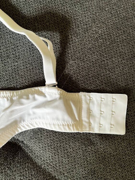 Autres dessous: M&S BH, Weiss, Gr. 75D – Neuf avec emballage d'origine à Riehen par edu_92w7 2