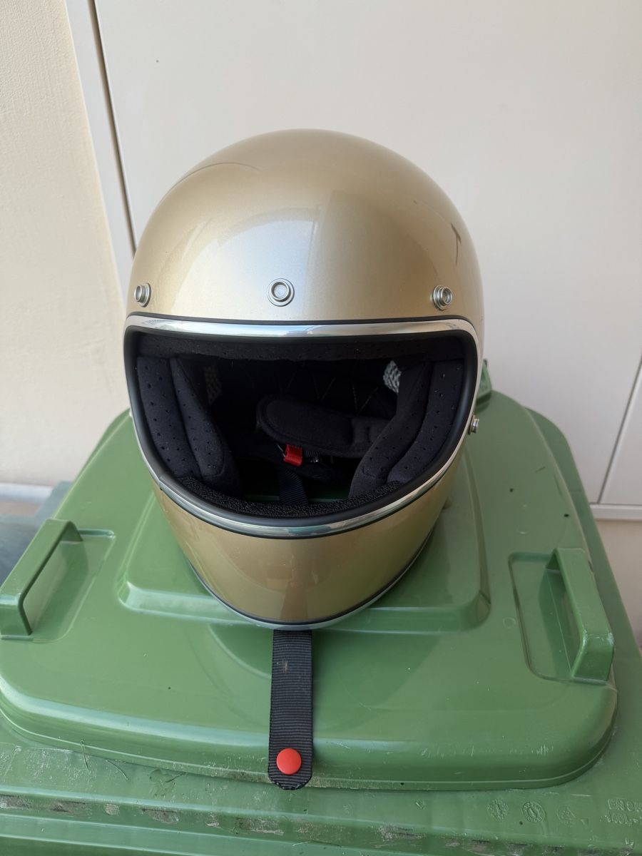 Biltwell Helme & Visiere: Bitwell Motorrad Helm  – Gebraucht aus Trimbach von ale5522