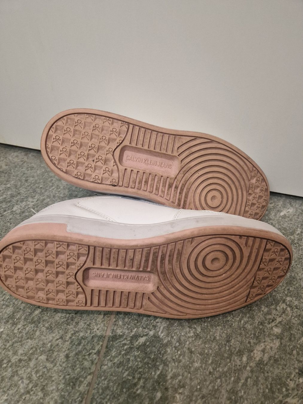 Calvin Klein Scarpe da donna: Calvin Klein Turnschuhe – Usato da Glattfelden venduto da Ivana5288 3
