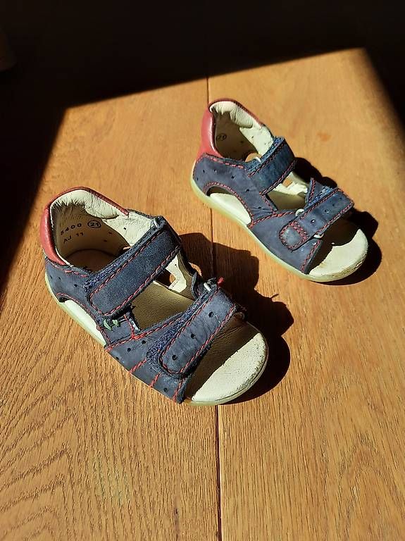 Scarpe per ragazzi: Chaussures enfant taille 21 – Usato da Vevey venduto da gui_9x5l 2