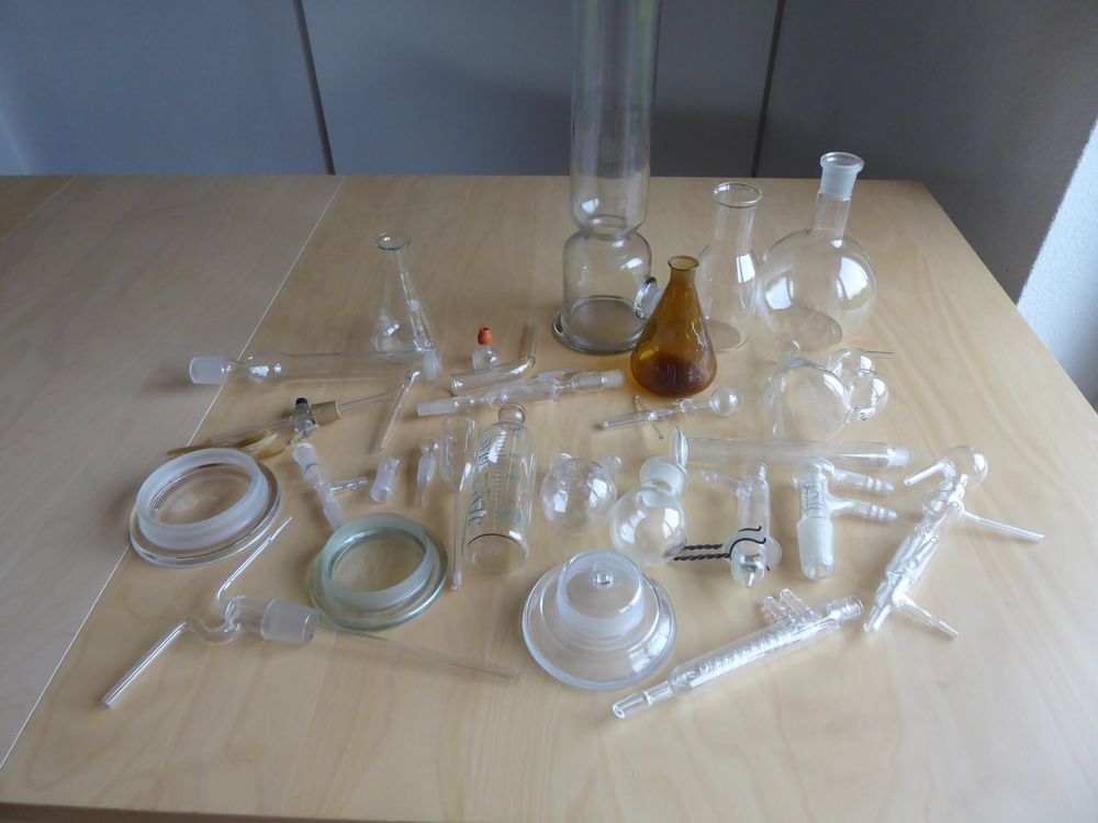 Laborglas Verschiedenes (Gebraucht) in Aadorf für CHF 50 – mit ...