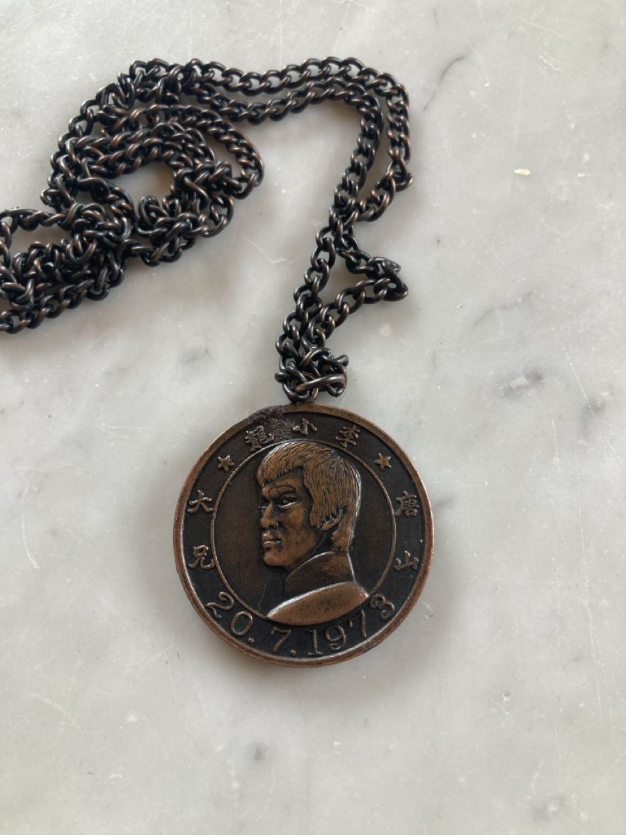 Pendentifs: Medallion – D'occasion à Schwanden GL par bait04