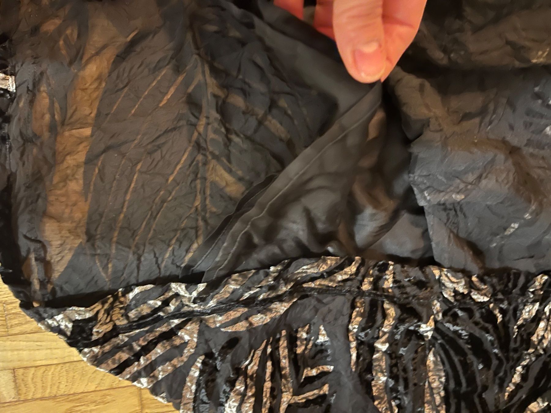 Nile Vestiti: Nile Kleid mit Muster aus Samt S NEU – Usato da st.gallen venduto da Strubili 4