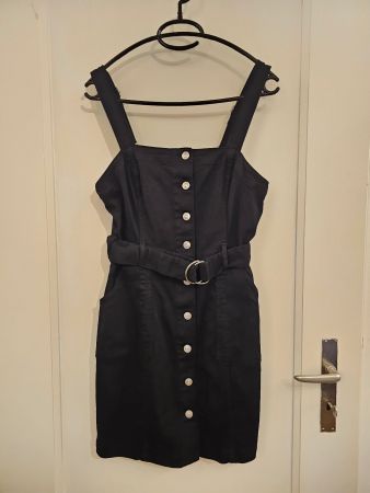 Kleid im Latzhosen Stil Gr. 40/L - Neu