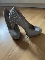Graue Wildleder Pumps von Graceland, Grösse 41, Top Zustand!