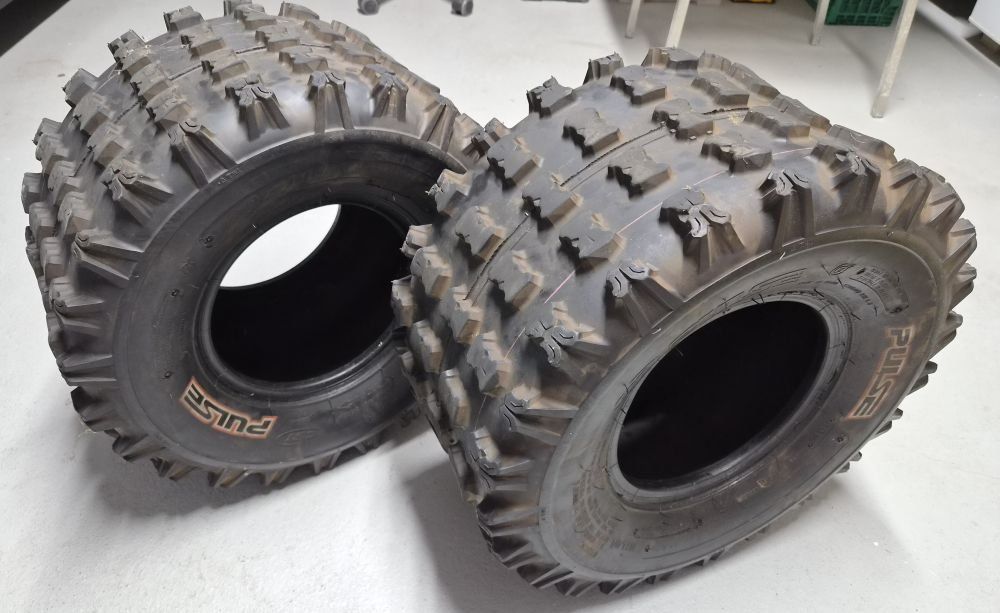 ATVs / Quads: ATV Quad Reifen – Gebraucht aus Inwil von Berritta