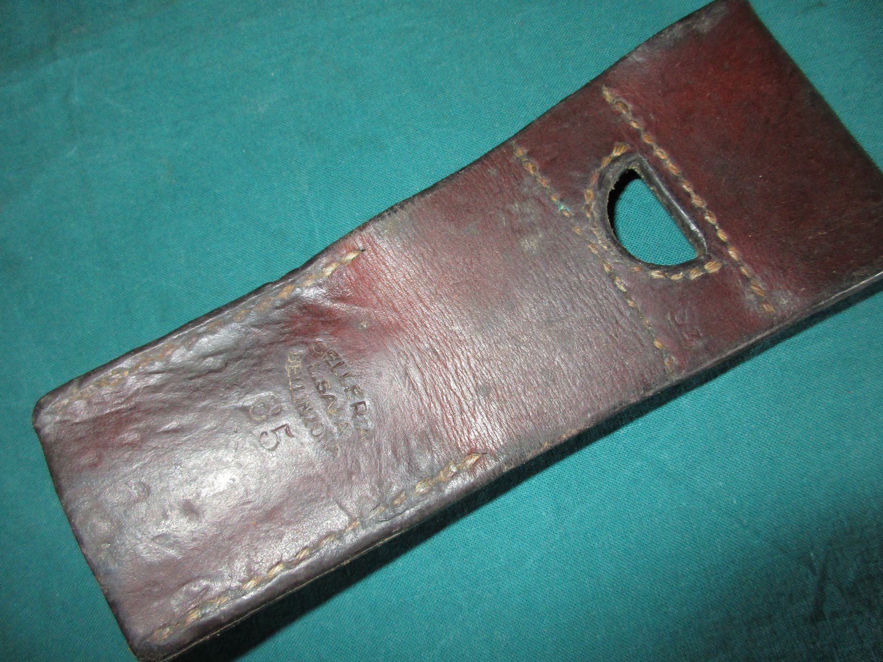 Schweizer Armee Ausrüstung & Ersatzteile: Bajonetthalter 1965 – Gebraucht aus Bowil von  1