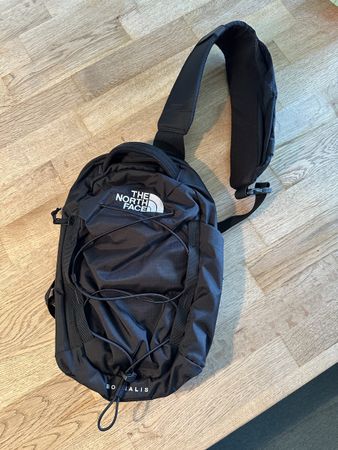 The North Face Borealis Umhängetasche (Sling-Bag) schwarz