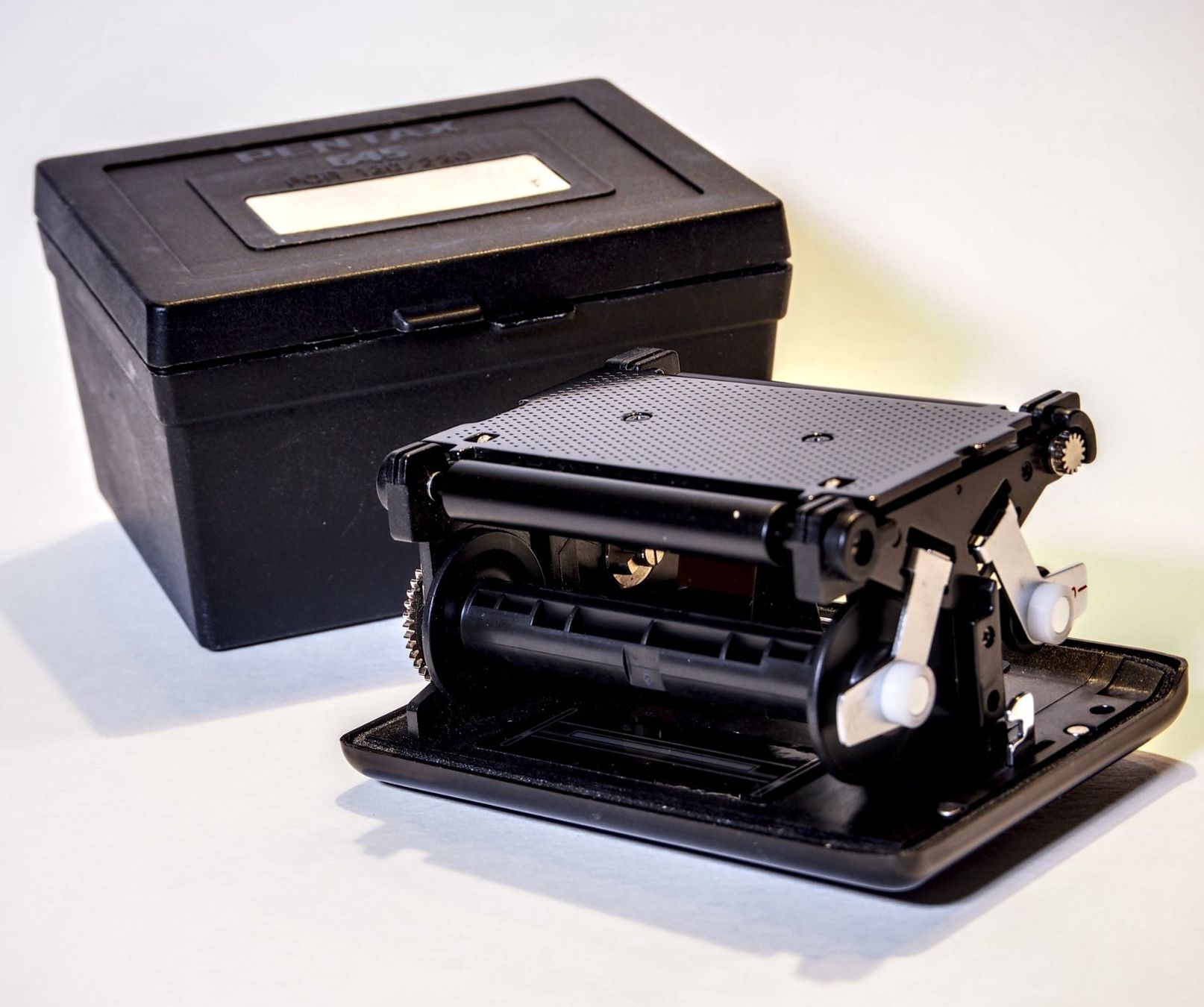 Pentax Fotocamera: Dos 120 pour Pentax 645 – Usato da Monthey venduto da PhilippeZ 1