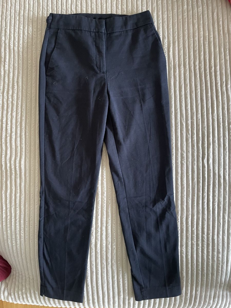 Zara Pantaloni: Navy Trousers from Zara S/36 – Usato da Zürich venduto da lydia.joray