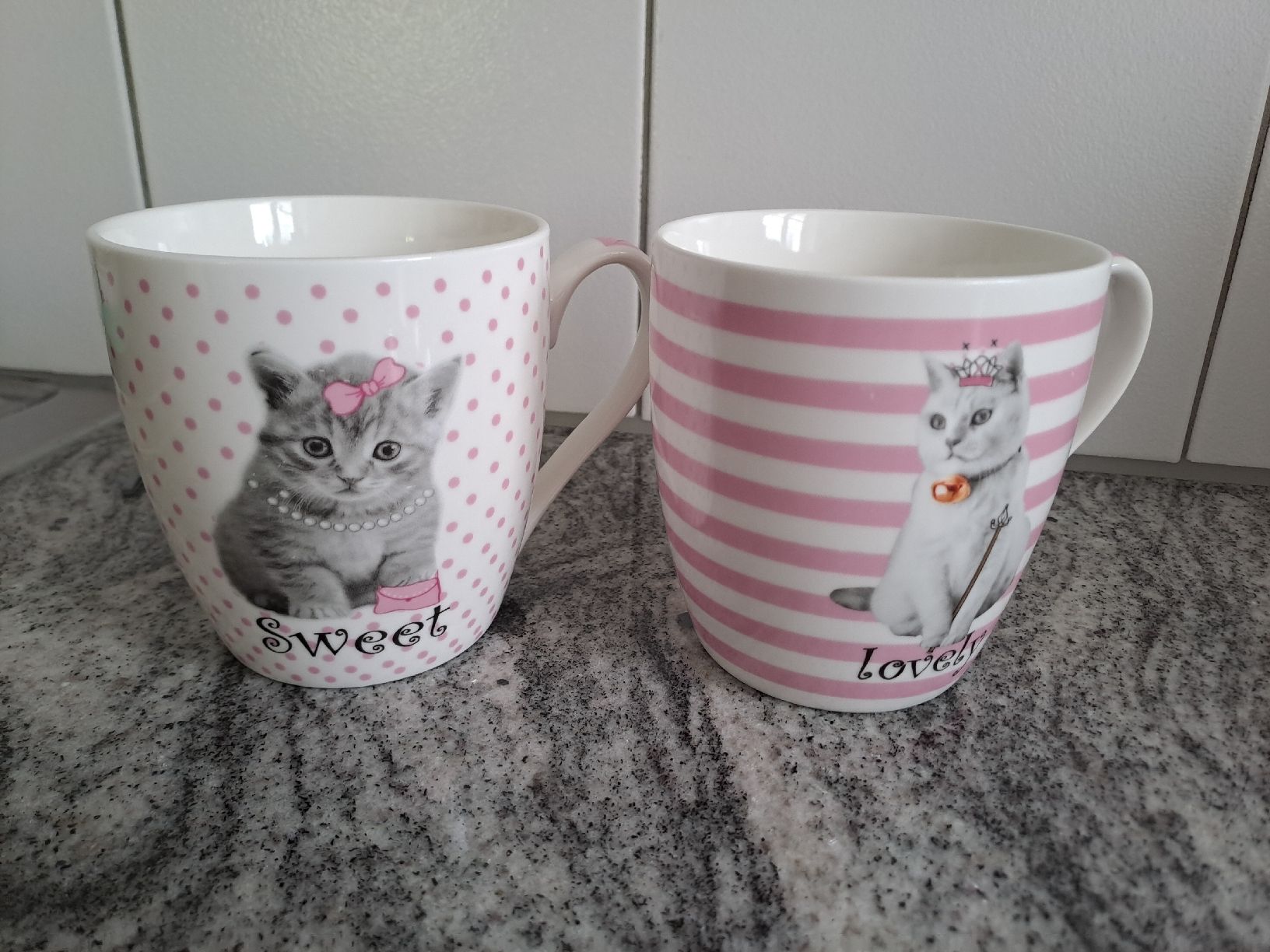 Tazze: 2er Set Tassen mit Katzenmotiv – Usato da Rickenbach LU venduto da bishiida