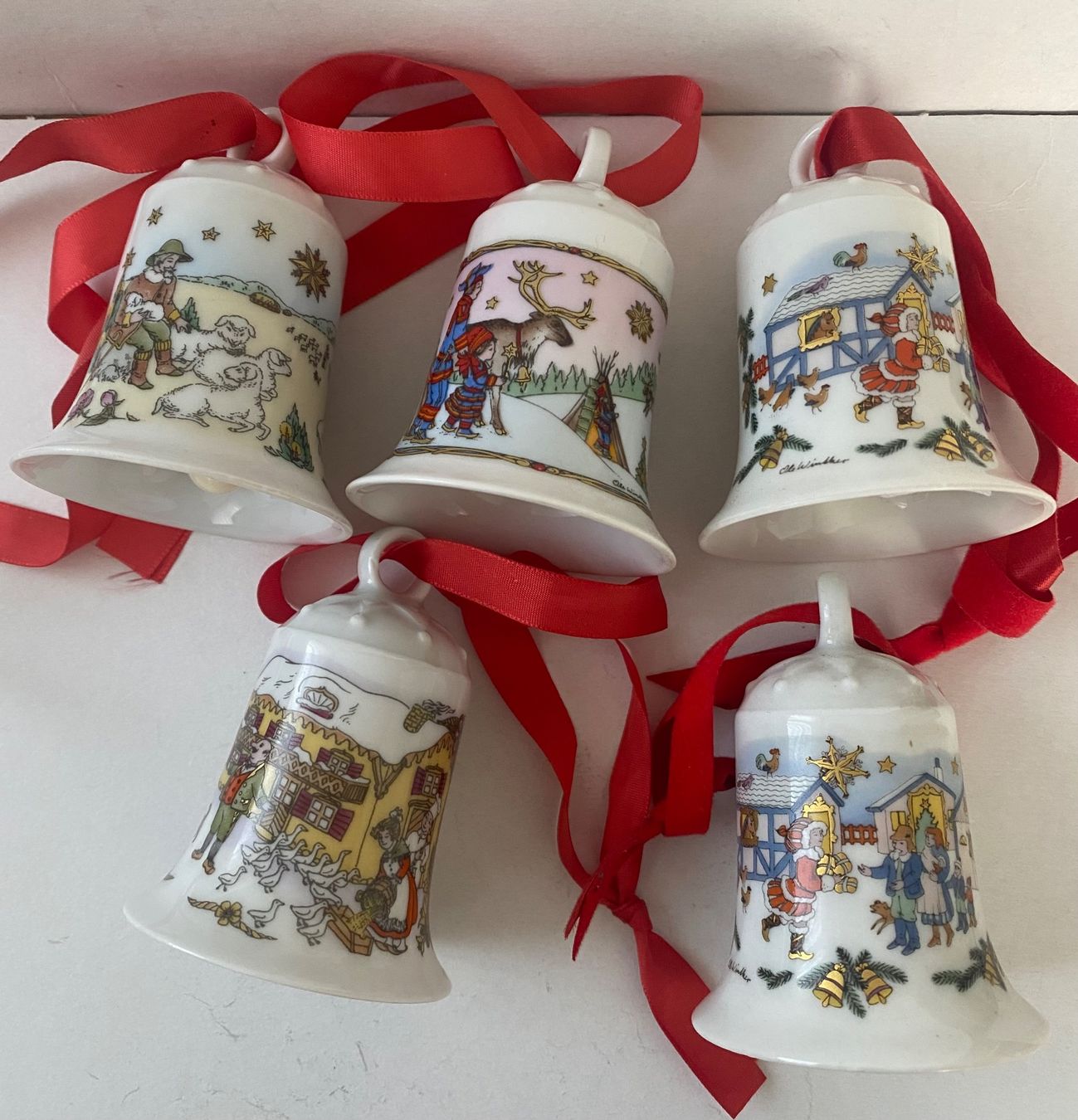 Hutschenreuther Campanacci mucche: 5 Weihnachtsglocken Hutschenreuther – Usato da Oftringen venduto da Wiggiwave