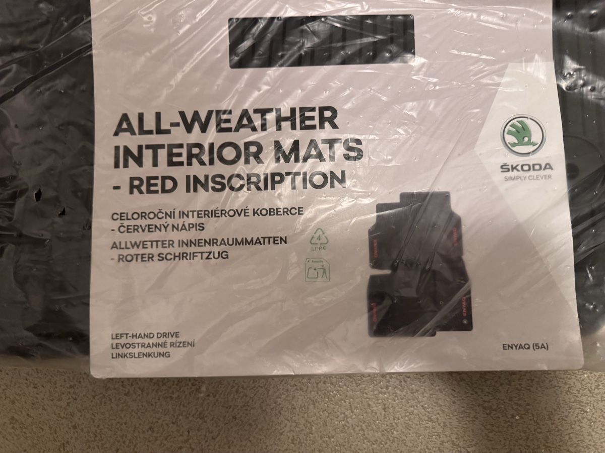 Skoda Teppiche / Matten: Skoda ENYAQ Allwetterfussmatten – Neu und originalverpackt aus Steffisburg von Rog007 3