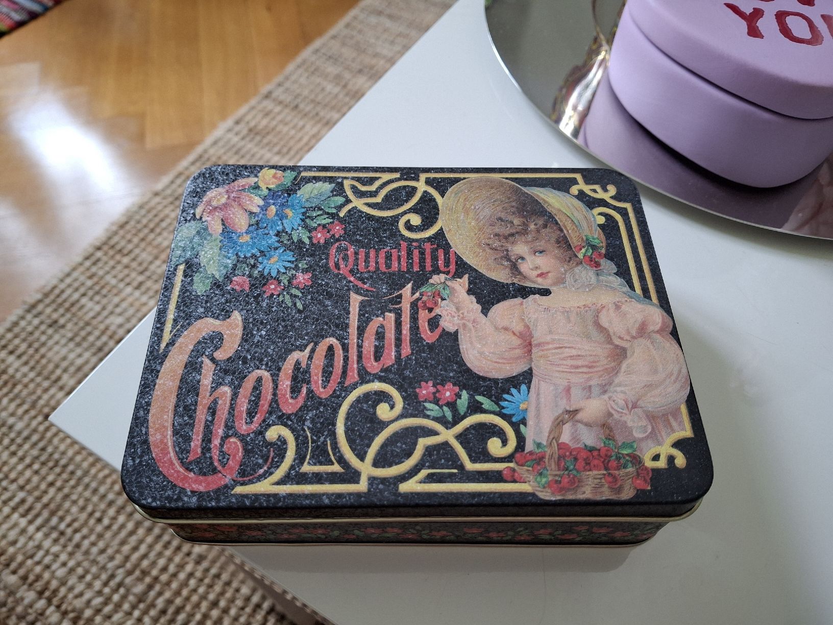 Behälter & Ähnliches: Boîte à biscuit 17x13cm – Gebraucht aus Lausanne von Cognitia