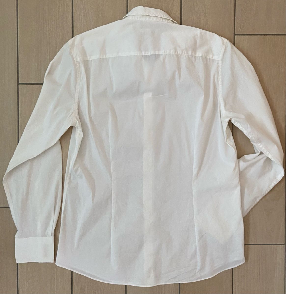 Benetton Camicie: Chemise Benetton blanche, 38 – Nuovo (secondo la descrizione) da Moutier venduto da chicboutique 1