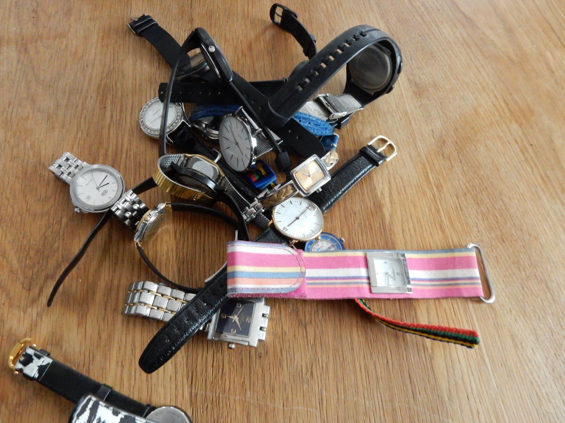 Montres: Grosses Uhrenlot – D'occasion à Balsthal par Subaru11