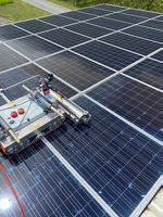 Robot de nettoyage professionnel panneaux solaires MMSolar2