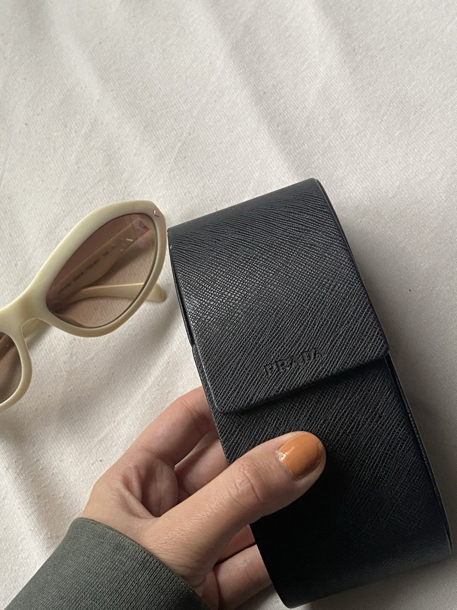 Prada Occhiali & Lenti: Vintage Prada Sunglasses Cream – Usato da Bulle venduto da lalooo 5