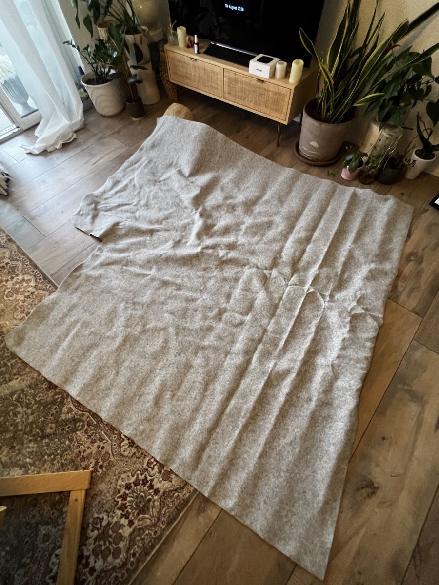Tessuti: Filzstoff grau 200x207 cm  – Nuovo (secondo la descrizione) da Niederglatt ZH venduto da Kati_Secondhand 3