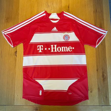 Luca TONI #9 - Bayern München 2007-09 Home Shirt