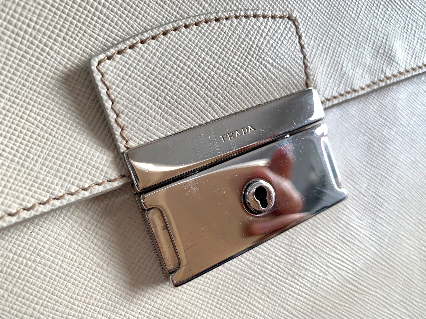 Prada Koffer & Taschen: Prada Saffiano Briefcase – Gebraucht aus Thalwil von rocker3dan 1