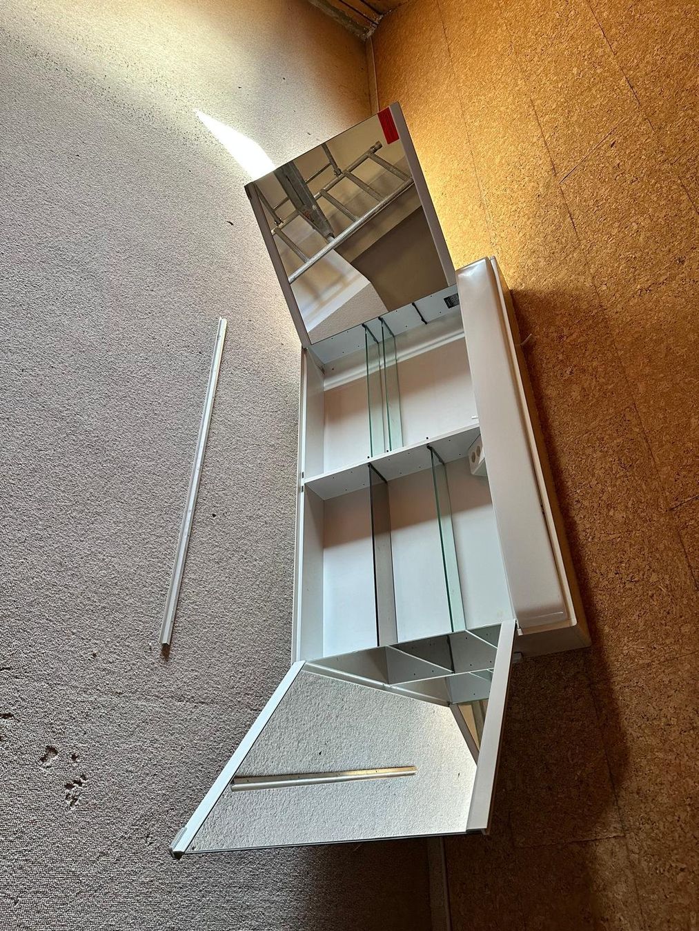 Schneider Armadietti a specchio: Spiegelschrank Schneider – Usato da Spreitenbach venduto da Space_X 2