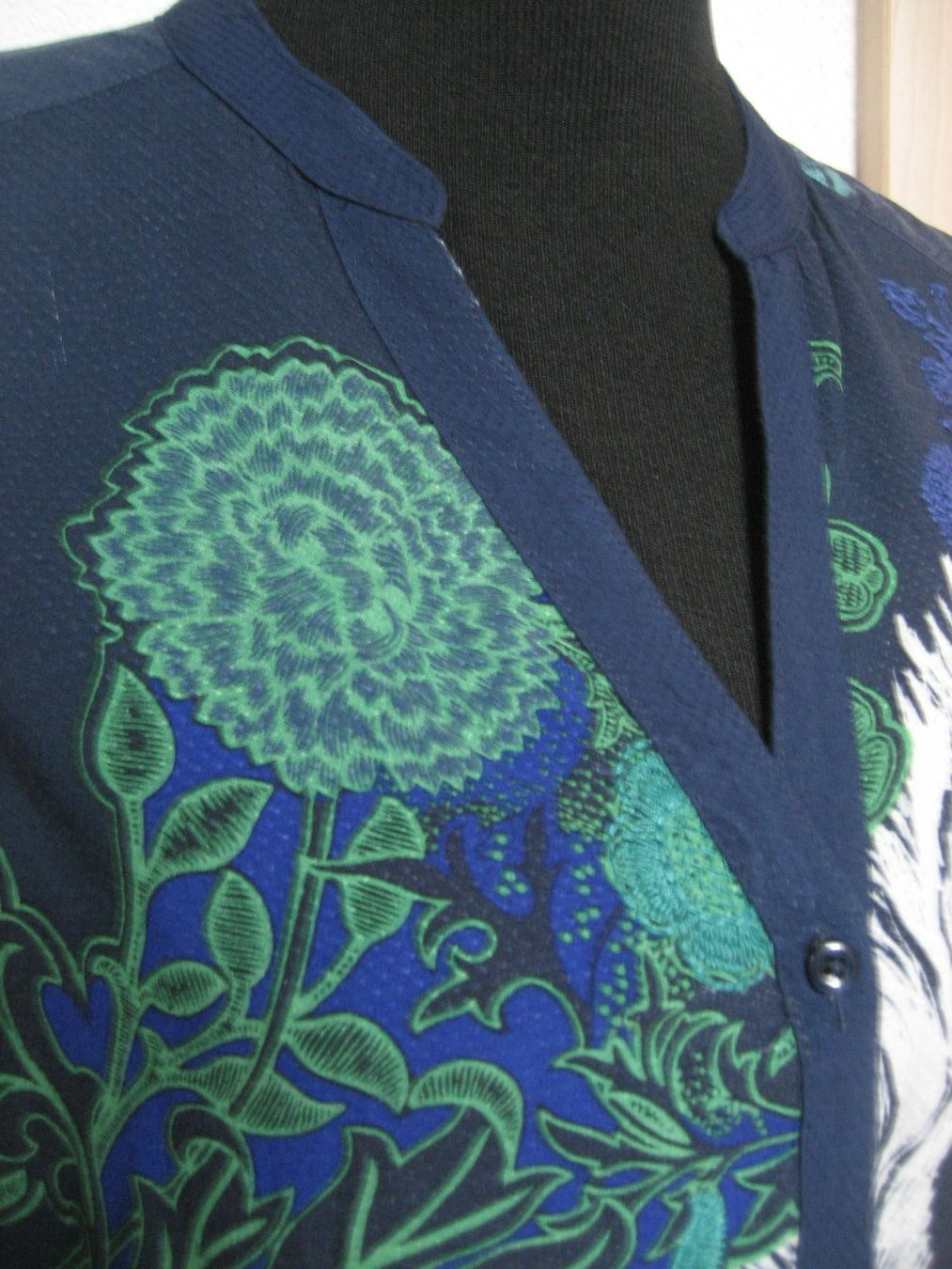 Desigual Camicette: Blouse Desigual taille M – Nuovo (secondo la descrizione) da Delémont venduto da marryb 1