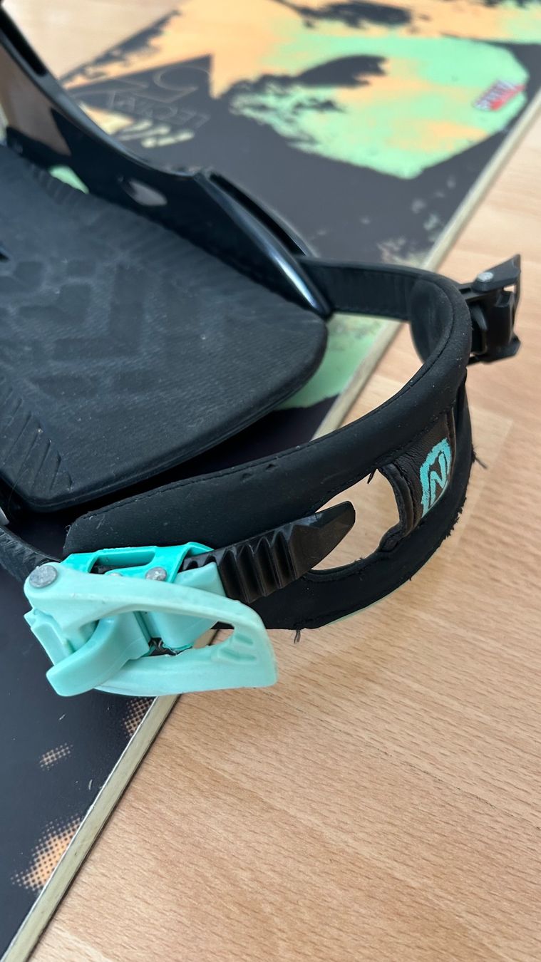 Snowboard Nitro Board: Nitro Snowboard mit Bindung (Anfänger-Niveau) – Usato da Müllheim Dorf venduto da jeney9 4