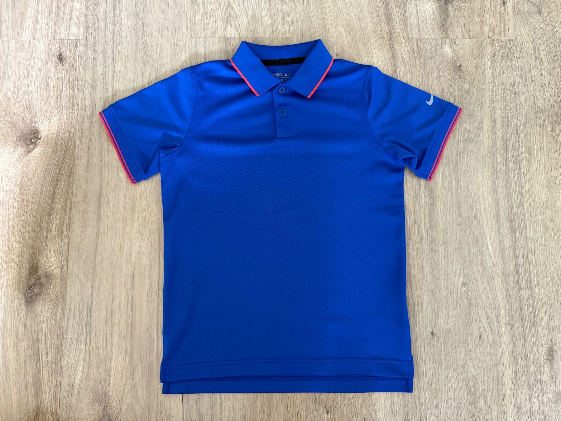 Nike Camicie, T-shirt & Polo: Poloshirt Nike Golf Grösse 128 - 137 – Usato da Oberburg venduto da Serbus