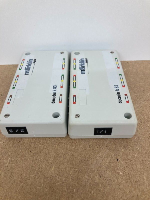 Märklin Modelleisenbahnen: 2 Stück Märklin digital Decoder 6083 k 83 – Gebraucht aus Büsserach von ModellbahnDepot 1