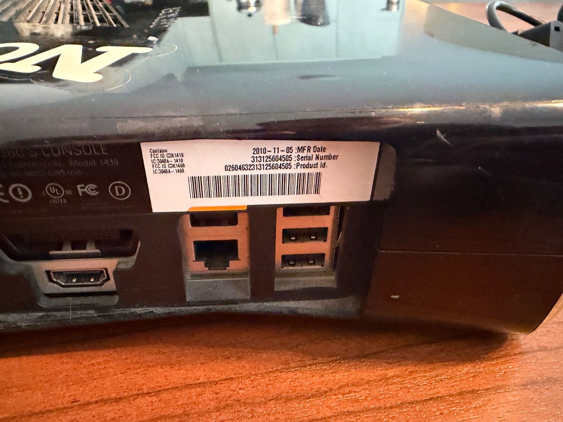 Microsoft Consoles: Xbox 360 Slim 250GB inkl. Kinect und Controller – D'occasion à Thunstetten par Virus_33 4
