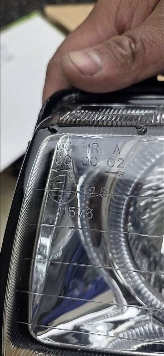BMW Fari: Depo E36 Scheinwerfer Angle Eyes E Nummer – Usato da St. Gallen venduto da justmeeee 2