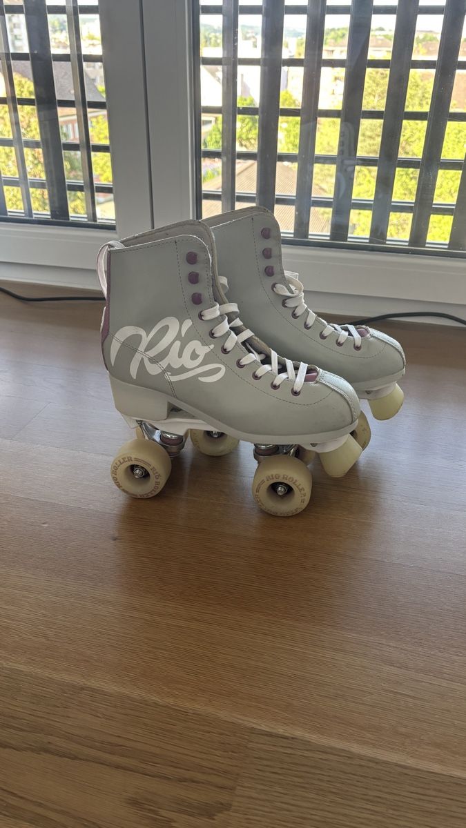 Rio Roller Pattini in linea & Pattini a rotelle: Rio Roller Rollschuhe – Usato da Neuhausen am Rheinfall venduto da sop_lq2v