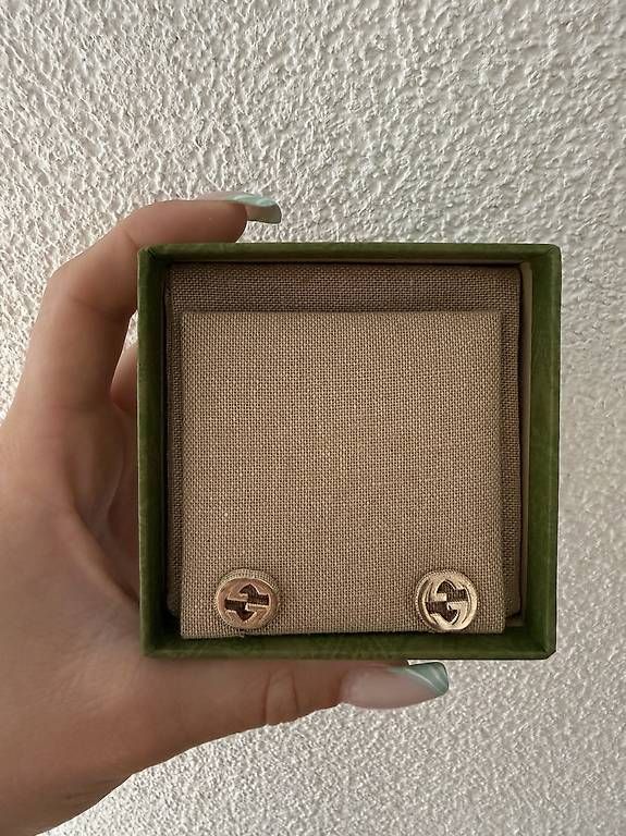 Gucci Orecchini pendenti & Orecchini a lobo: Boucles doreilles Gucci - Neuf - Boîte & dustbag – Usato da Mont-sur-Lausanne venduto da Carolaneloisel