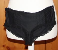 Hose schwarz Gr. L (36)