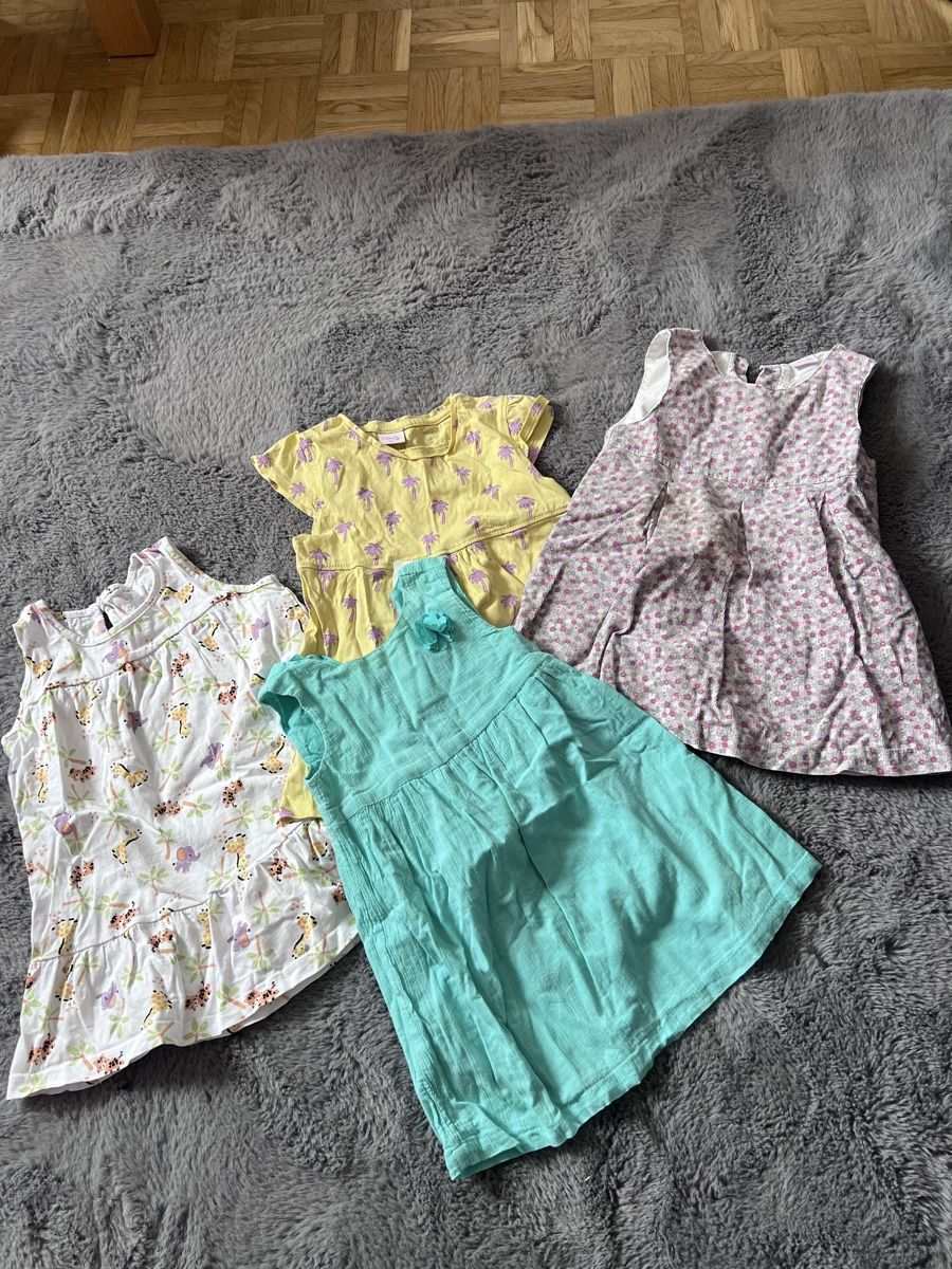Lotti & Set di vestiti: Kinderkleider-Paket: T-Shirts, Pullover, Bodys, Grösse 86 – Usato da Schaffhausen venduto da ReplayTJazz 1