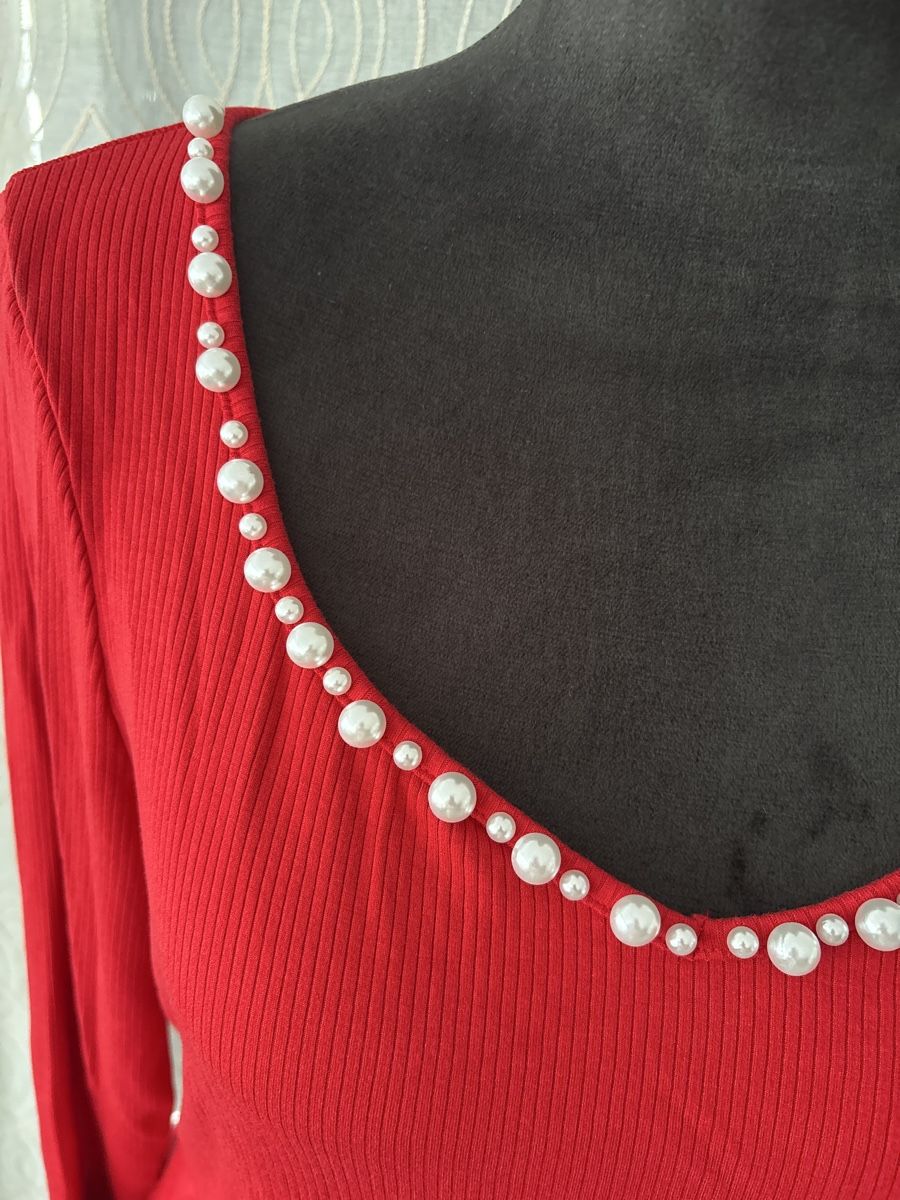 T-shirt: Roter Body mit Perlen – Nuovo (secondo la descrizione) da Muri AG venduto da ReBoutique 1